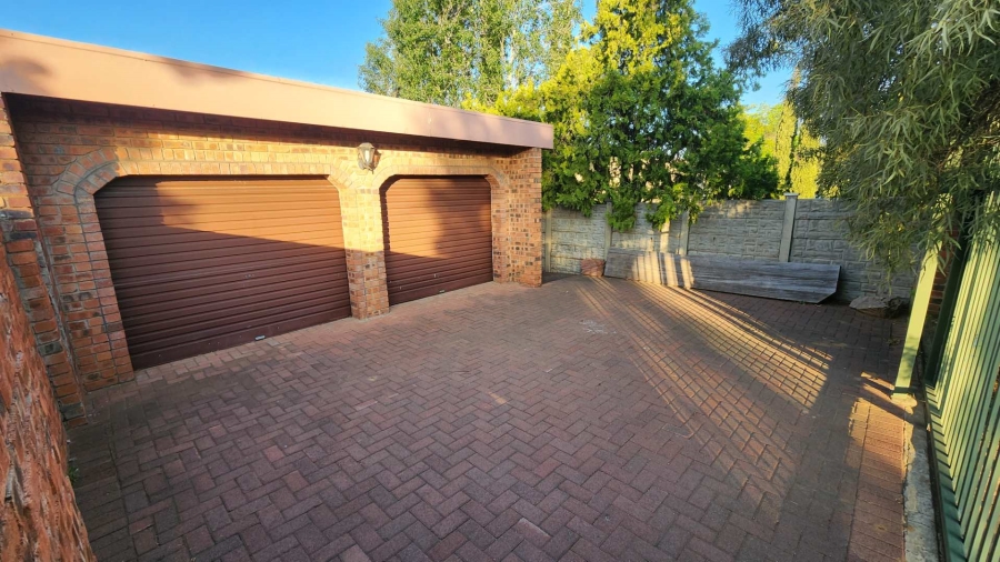 5 Bedroom Property for Sale in Universitas Free State